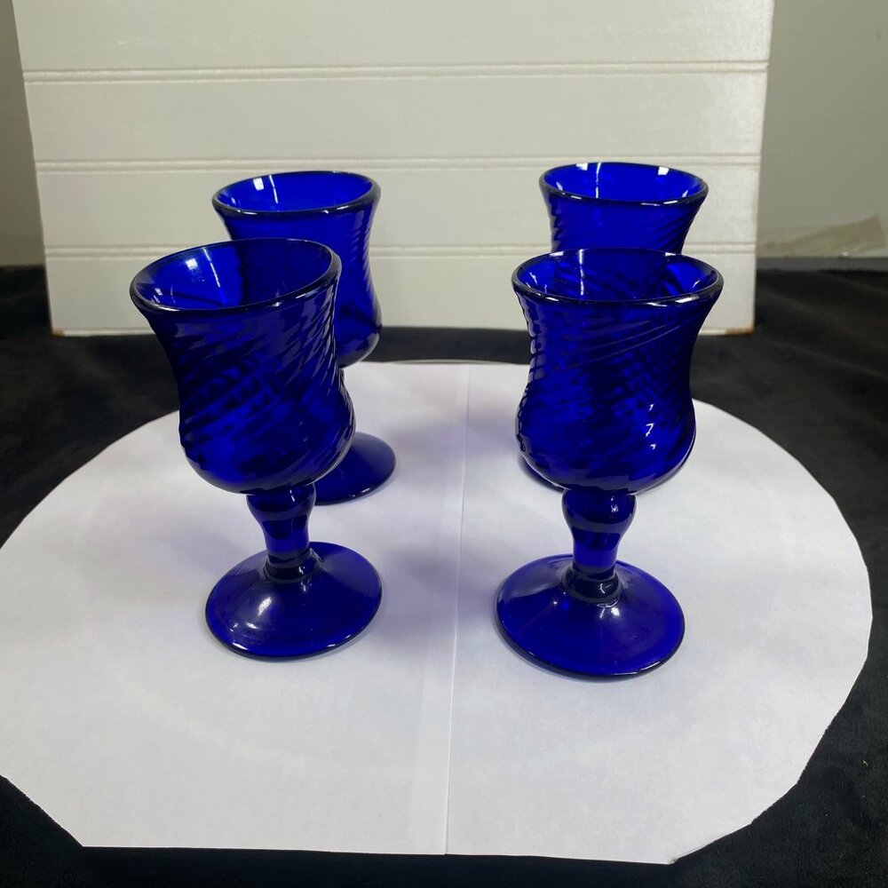 Set of 4 Cobalt Blue Sipping Glasses, Very Good Vintage Condition